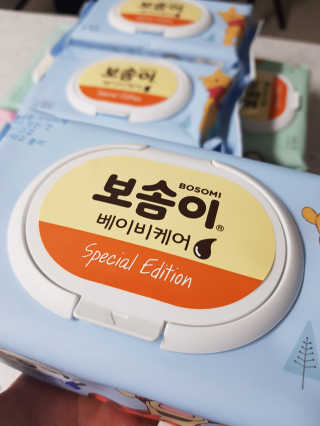 보솜이 아기물티슈 베이비케어 푸에디션 캡 74매 10입 — 5점을 준 리뷰어가 2019년 4월 올린 사용 사진