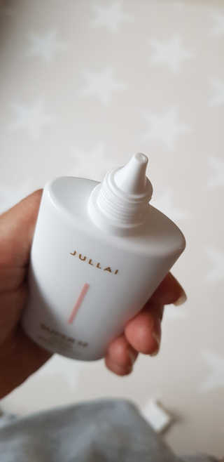 쥴라이Jullai 슈퍼 12 바운스 선 플루이드 SPF50+ PA++++ — 5점을 준 리뷰어가 2019년 7월 올린 사용 사진