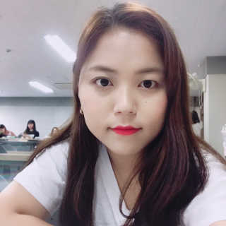 뎁 더 데뷰탕트 립스틱 — 4.5점을 준 리뷰어가 2018년 5월 올린 사용 사진