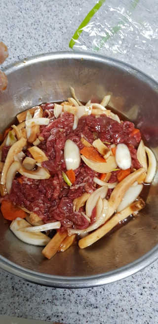 미티스트 더 맛있는 소담 소불고기 + 도담 돼지 불고기 — 5점을 준 리뷰어가 2019년 3월 올린 사용 사진