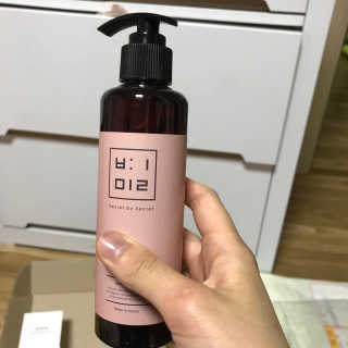 비밀 프리미엄 이너클렌저 - 로즈골드 — 5점을 준 리뷰어가 2018년 3월 올린 사용 사진