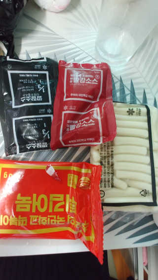 추억의 국민학교 떡볶이 시그니처국떡 + 추억의국떡 3종 — 4점을 준 리뷰어가 2019년 6월 올린 사용 사진