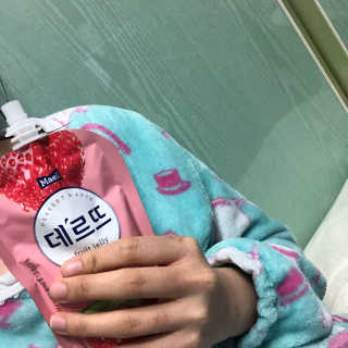 데르뜨 떠먹는 과일 3종, 짜먹는 과일 2종 총 10개 체험 — 5점을 준 리뷰어가 2020년 3월 올린 사용 사진