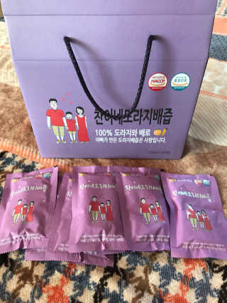 찬이네과수원 찬이네_도라지배즙 1BOX 50개입 — 4.5점을 준 리뷰어가 2018년 4월 올린 사용 사진