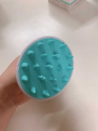 달리프 베러 퍼퓸 샴푸 1000ml 레이니데이 or 일랑로즈 — 5점을 준 리뷰어가 2019년 12월 올린 사용 사진