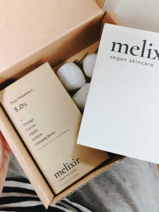 비건화장품 멜릭서 내 피부를 위한 비건케어, 멜릭서 비타민세럼 — 5점을 준 리뷰어가 2019년 3월 올린 사용 사진