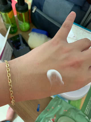 지고트 비타솔루션12 브라이트닝 앰플 크림 100ml — 5점을 준 리뷰어가 2019년 6월 올린 사용 사진