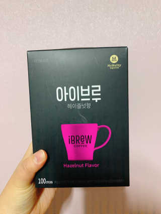 한국맥널티 아이브루 헤이즐넛향 100T — 4.5점을 준 리뷰어가 2019년 10월 올린 사용 사진