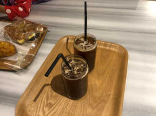 보네르아띠 부천점 [보네르아띠 부천상동점] 내맘대로 빵+아메리카노 2잔 — 4.5점을 준 리뷰어가 2019년 2월 올린 사용 사진