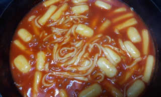 미쓰리떡볶이 just 10 min 패키지 — 5점을 준 리뷰어가 2018년 5월 올린 사용 사진