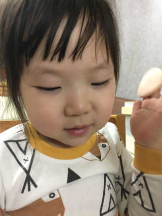 아토팜 톡톡 페이셜 선팩트 SPF43 PA+++ — 4.5점을 준 리뷰어가 2017년 3월 올린 사용 사진