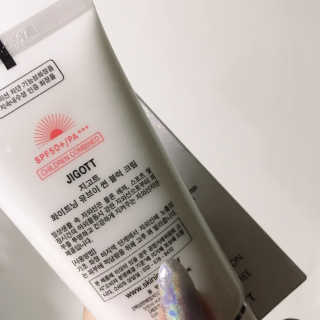 지고트 화이트닝 유브이 썬블럭 크림 70ml,1+1 — 5점을 준 리뷰어가 2019년 7월 올린 사용 사진