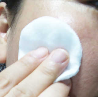 이솔화장품 이솔 세범 리스 포어 토너 200ml — 5점을 준 리뷰어가 2018년 8월 올린 사용 사진