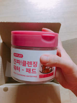 미플레이 진짜 클렌징 워터 패드 — 1점을 준 리뷰어가 2018년 11월 올린 사용 사진