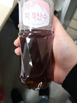 [하우투잇] 뤼에르 쿠르브 블랙 10ml x 30포 총 300ml — 5점을 준 리뷰어가 2020년 3월 올린 사용 사진