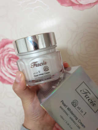 파시스 올인원 진주 화이트닝 크림 100ml — 5점을 준 리뷰어가 2018년 12월 올린 사용 사진