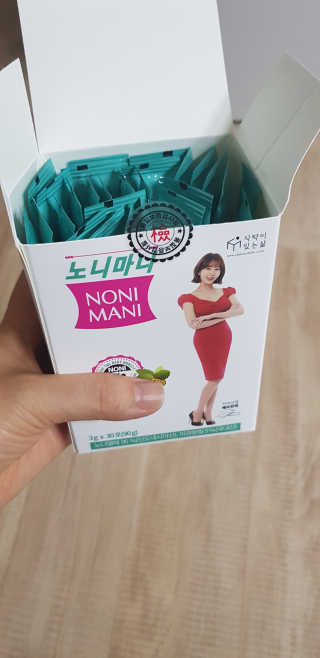정찬우 꽐라만시 [띵보몰]건강환 습관 노니마니 스틱 1Box — 3점을 준 리뷰어가 2019년 6월 올린 사용 사진