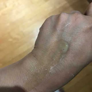 보타니티 [홍]조[진]정[결]케어 플라본 세럼 — 3.67점을 준 리뷰어가 2018년 5월 올린 사용 사진