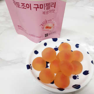 락토조이 구미젤리 복숭아맛 — 4점을 준 리뷰어가 2019년 10월 올린 사용 사진