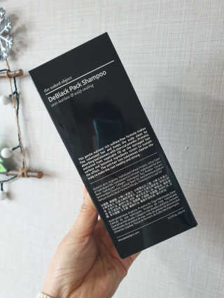 the naked object [탈모볼륨샴푸] 디블랙 팩 샴푸 — 3.5점을 준 리뷰어가 2019년 12월 올린 사용 사진