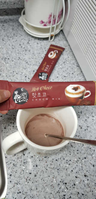 (주)쟈뎅 쟈뎅 까페모리 핫초코 50개입 — 5점을 준 리뷰어가 2017년 12월 올린 사용 사진