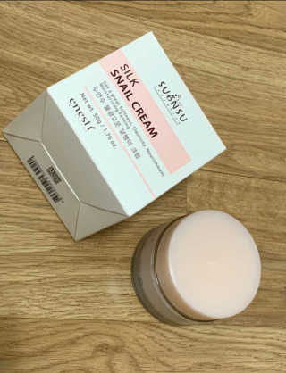 (주)에네스티 [에네스티] 수안수 물광고운 달팽이 크림 50g — 4점을 준 리뷰어가 2020년 4월 올린 사용 사진