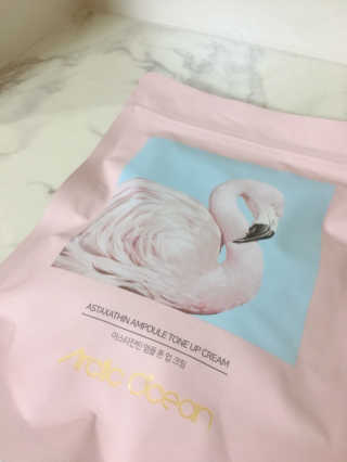 아크틱오션 아스타잔틴 앰플 톤 업 크림 — 3점을 준 리뷰어가 2019년 2월 올린 사용 사진