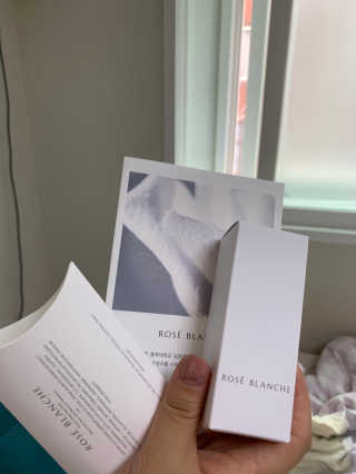 ROSE BLANCHE 로제블랑쉐 인텐시브 수딩 세럼 — 5점을 준 리뷰어가 2019년 7월 올린 사용 사진