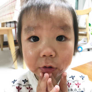 무스텔라 이드라 베베 바디 로션 — 5점을 준 리뷰어가 2018년 9월 올린 사용 사진