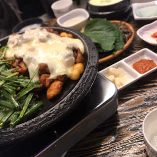 고향원조숯불닭갈비 [고향산천원조숯불닭갈비] 뼈없는 숯불닭갈비 2인세트 — 5점을 준 리뷰어가 2018년 10월 올린 사용 사진