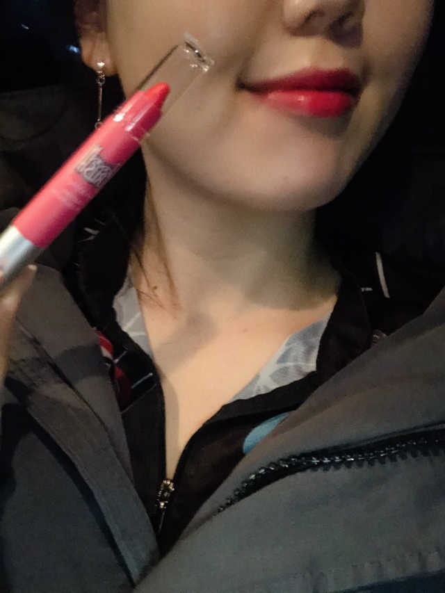 틴크러쉬 코팅 립 락커 리뷰 사진