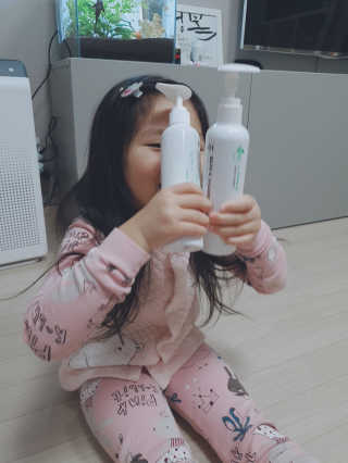 타가베이비 바스앤샴푸, 로션 — 5점을 준 리뷰어가 2020년 1월 올린 사용 사진