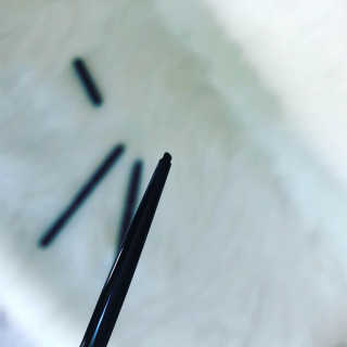 우드버리 1.5mm 스키니 젤 아이라이너 — 5점을 준 리뷰어가 2019년 5월 올린 사용 사진