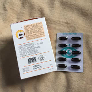네츄럴굿띵스 오!메가루테인 60일분 — 4.17점을 준 리뷰어가 2018년 5월 올린 사용 사진