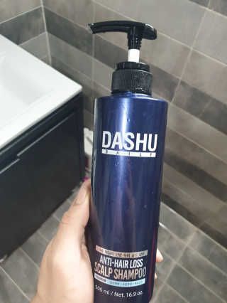 다슈코리아 다슈 데일리 한방 두피 골드 샴푸 500ml — 5점을 준 리뷰어가 2019년 3월 올린 사용 사진