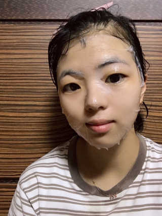 웰더마 사파이어 콜라겐 임팩트 에센셜 마스크 — 4점을 준 리뷰어가 2019년 7월 올린 사용 사진