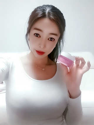 쏘내추럴 세라+펩타이드 아이크림 — 5점을 준 리뷰어가 2019년 12월 올린 사용 사진