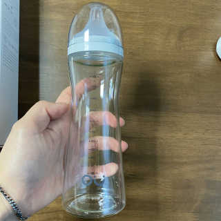 엄마의 바램을 담은 프리미엄 감성젖병 오유위시 260ml — 5점을 준 리뷰어가 2020년 3월 올린 사용 사진