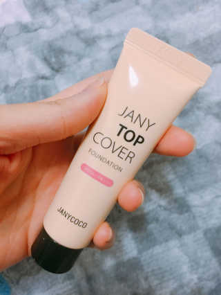 제니코코 제니 탑 커버 파운데이션 — 4.17점을 준 리뷰어가 2017년 5월 올린 사용 사진