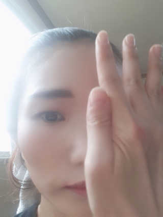 피카소 속눈썹 접착제 2종 + 아이미속눈썹 2종 — 5점을 준 리뷰어가 2019년 9월 올린 사용 사진