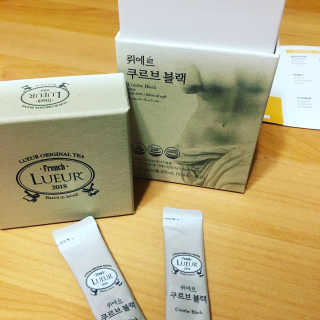 [하우투잇] 뤼에르 쿠르브 블랙 10ml x 30포 총 300ml — 5점을 준 리뷰어가 2020년 3월 올린 사용 사진