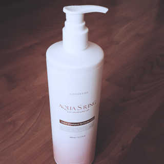 아쿠아큐링 아쿠아S링 퓨어리프레싱 헤어케어 500ml — 5점을 준 리뷰어가 2018년 7월 올린 사용 사진