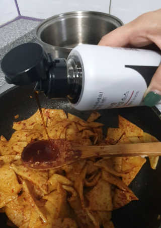 요요랩 요리요정 NO.1 볶음조림소스 420ml — 5점을 준 리뷰어가 2019년 10월 올린 사용 사진