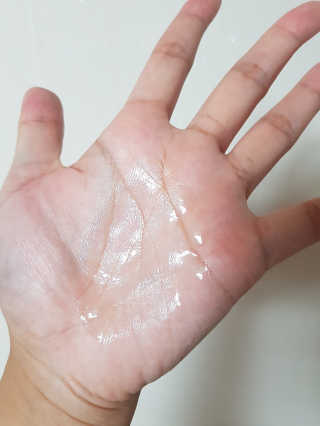 온가족 수분뿜뿜 노랑뚜껑 재주꾼 와우374 스네일토너 — 5점을 준 리뷰어가 2019년 9월 올린 사용 사진