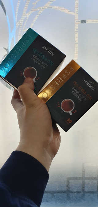 (주)쟈뎅 쟈뎅 에스프레소 스틱 [블랙+헤이즐넛 set] — 5점을 준 리뷰어가 2020년 2월 올린 사용 사진