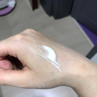 지고트 마유 모이스처 크림 70ml — 4점을 준 리뷰어가 2019년 4월 올린 사용 사진