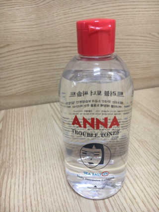 솔테라피 안나 트러블 토너 300ml — 4.5점을 준 리뷰어가 2019년 4월 올린 사용 사진