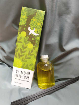 르플랑 제주 센티드 디퓨저 90ml 4종 — 5점을 준 리뷰어가 2018년 11월 올린 사용 사진
