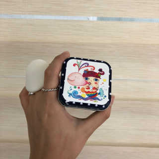 수피요 통동 팔공검 NO SEBUM POWDER PACT — 5점을 준 리뷰어가 2018년 7월 올린 사용 사진