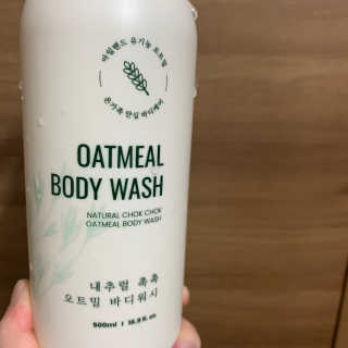 (주)에네스티 내추럴 촉촉  오트밀 바디워시 500ml — 4.5점을 준 리뷰어가 2019년 12월 올린 사용 사진